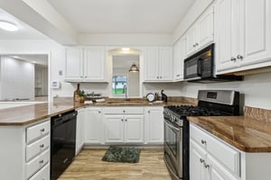 Morewood Rd-S1404-022.jpg