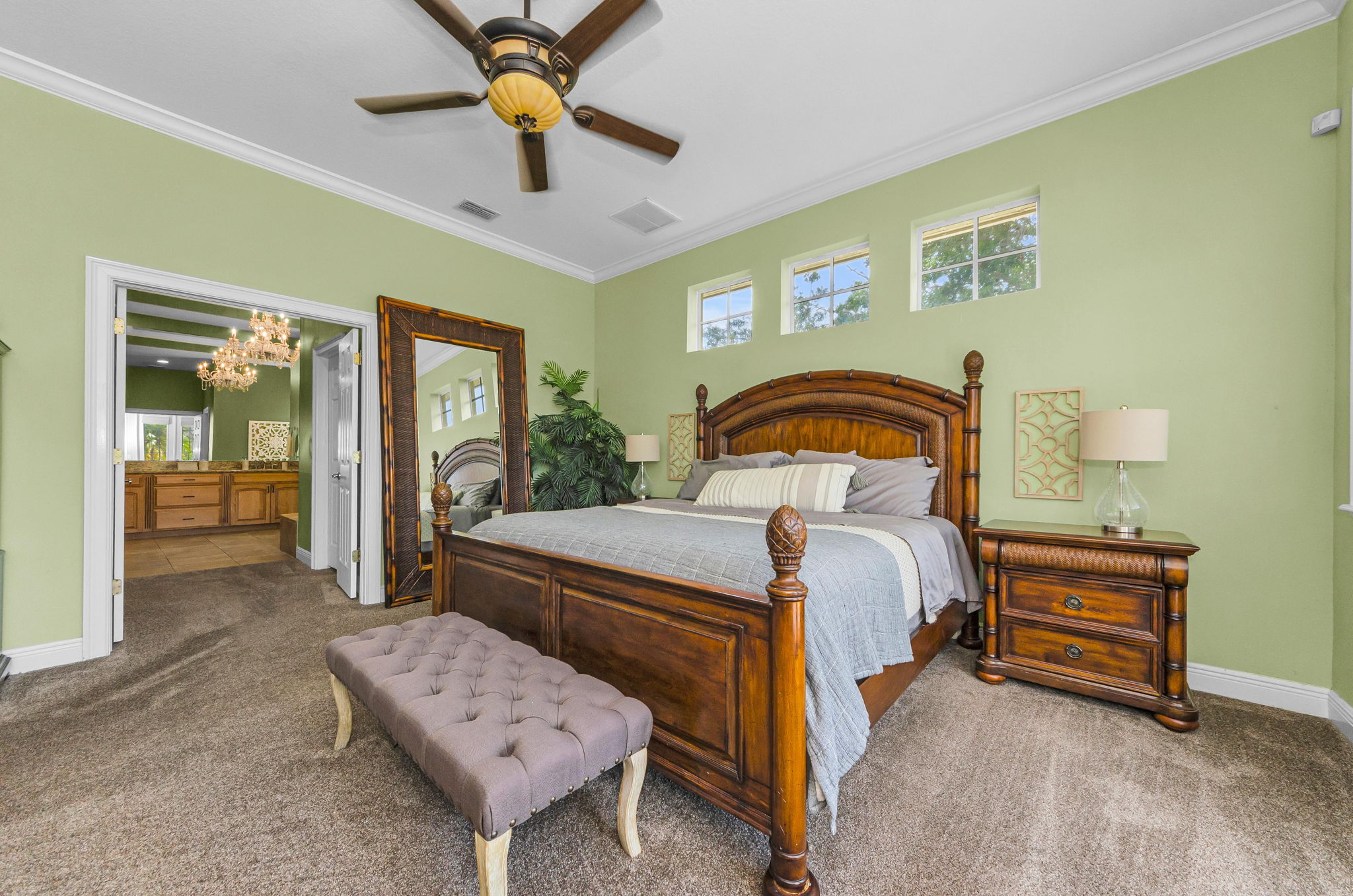 Lower Level Primary Bedroom 1e