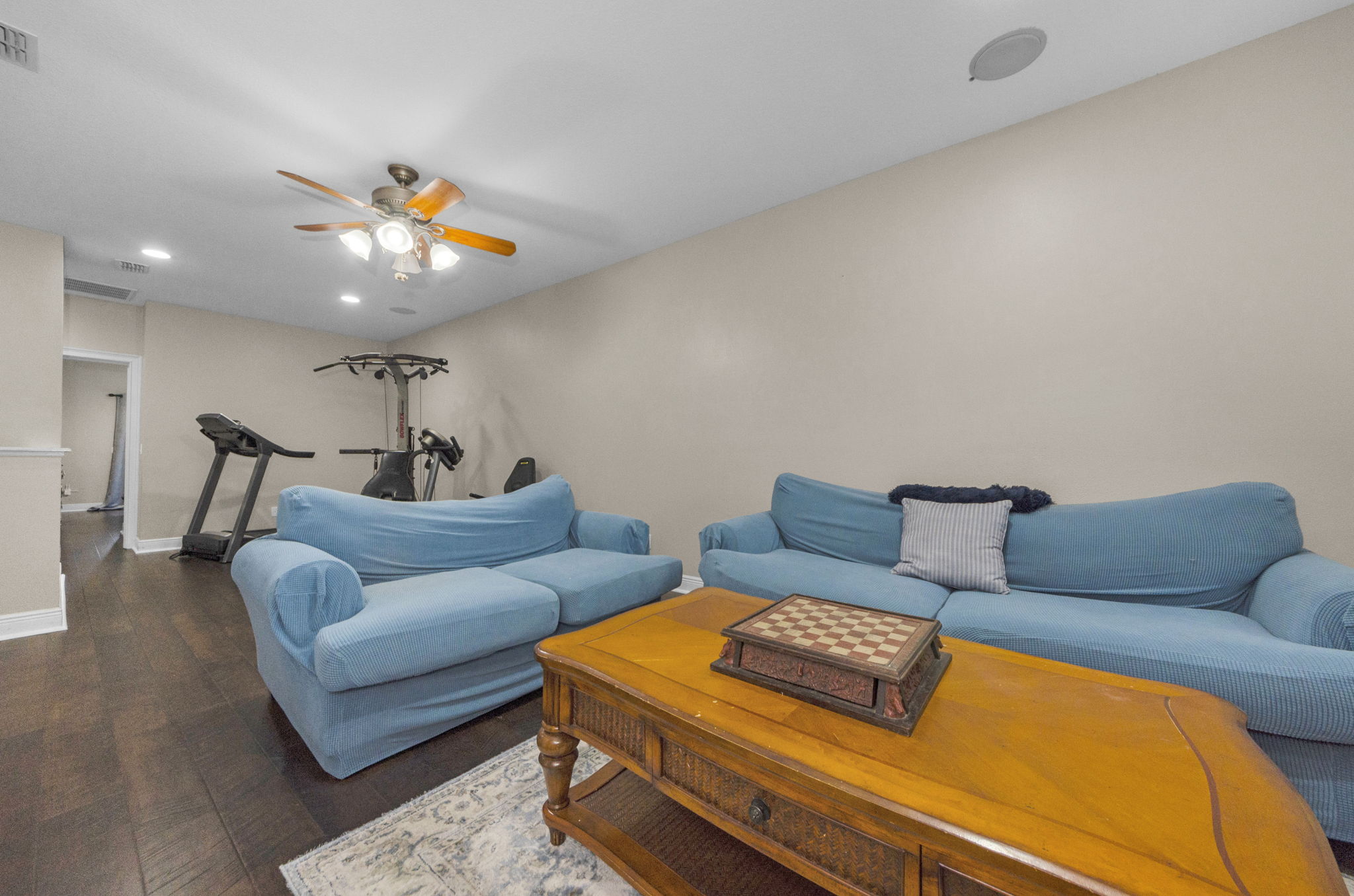 Upper Level Bonus Room 1