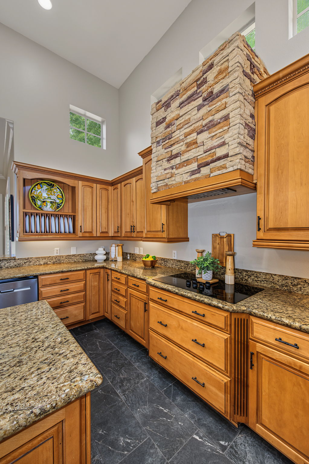 Kitchen 8