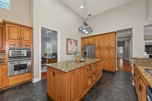 Kitchen 7