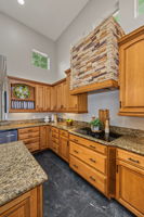 Kitchen 8