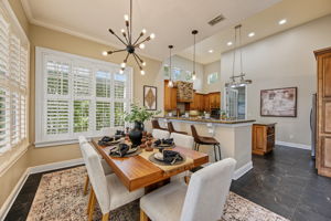 Kitchen Eat-In 2
