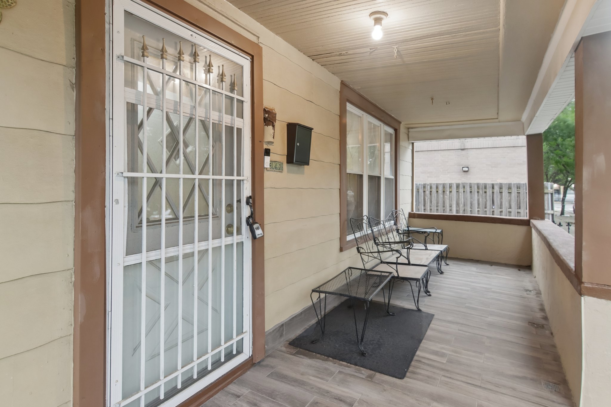 W 54th Pl-S2807-007.jpg