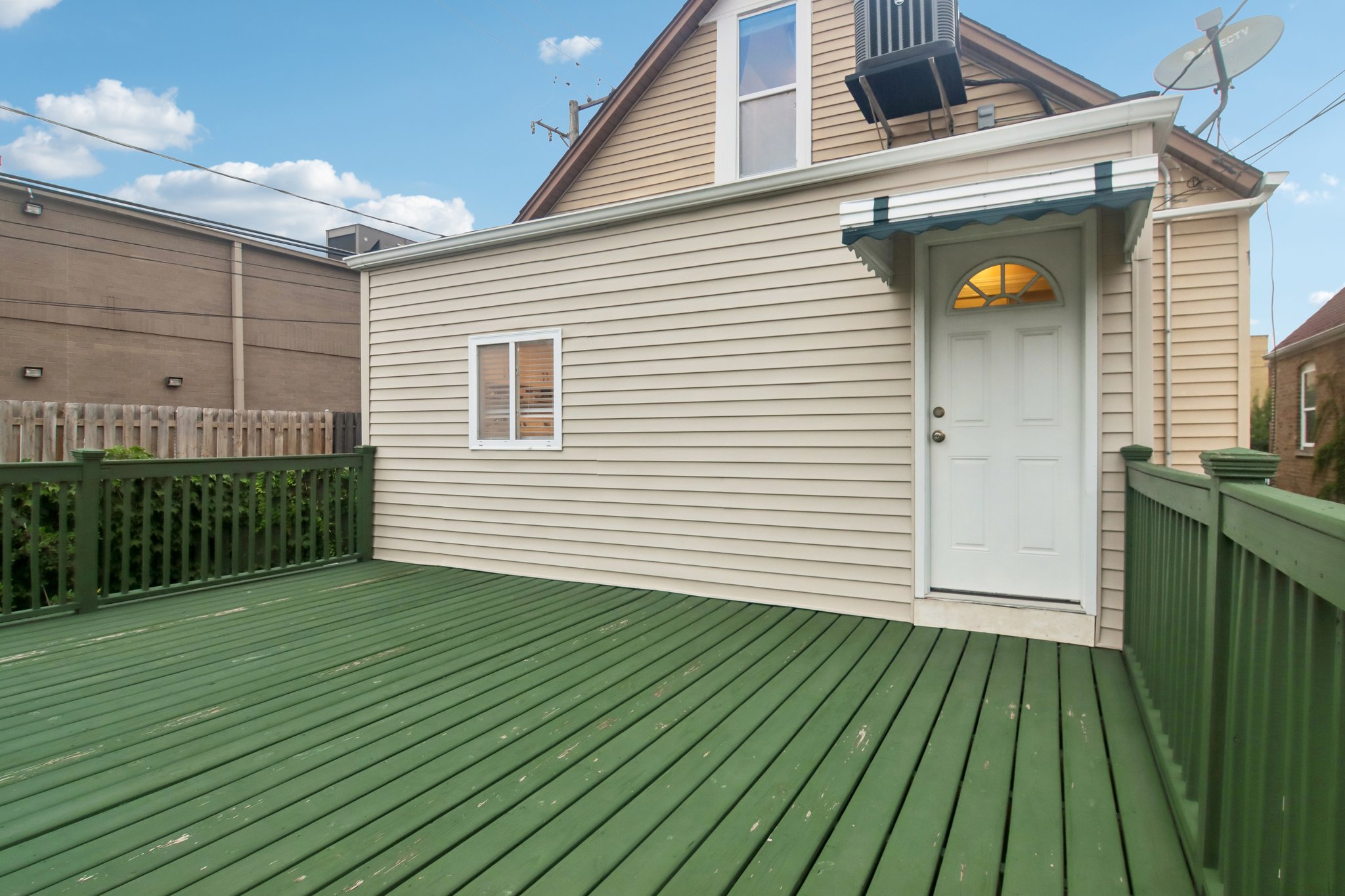 W 54th Pl-S2807-039.jpg