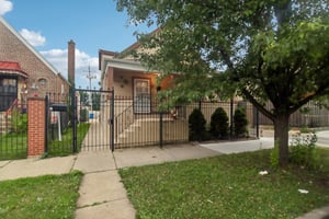W 54th Pl-S2807-003.jpg