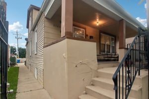 W 54th Pl-S2807-004.jpg