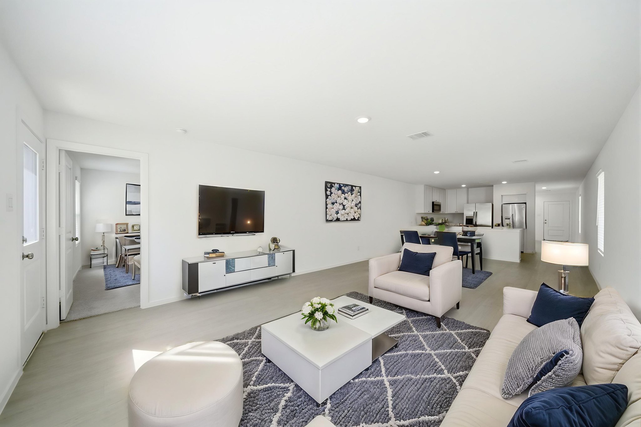 003_31444 Casacalenda Ln HDR-71 virtually staged.jpeg