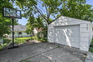  Photo 45