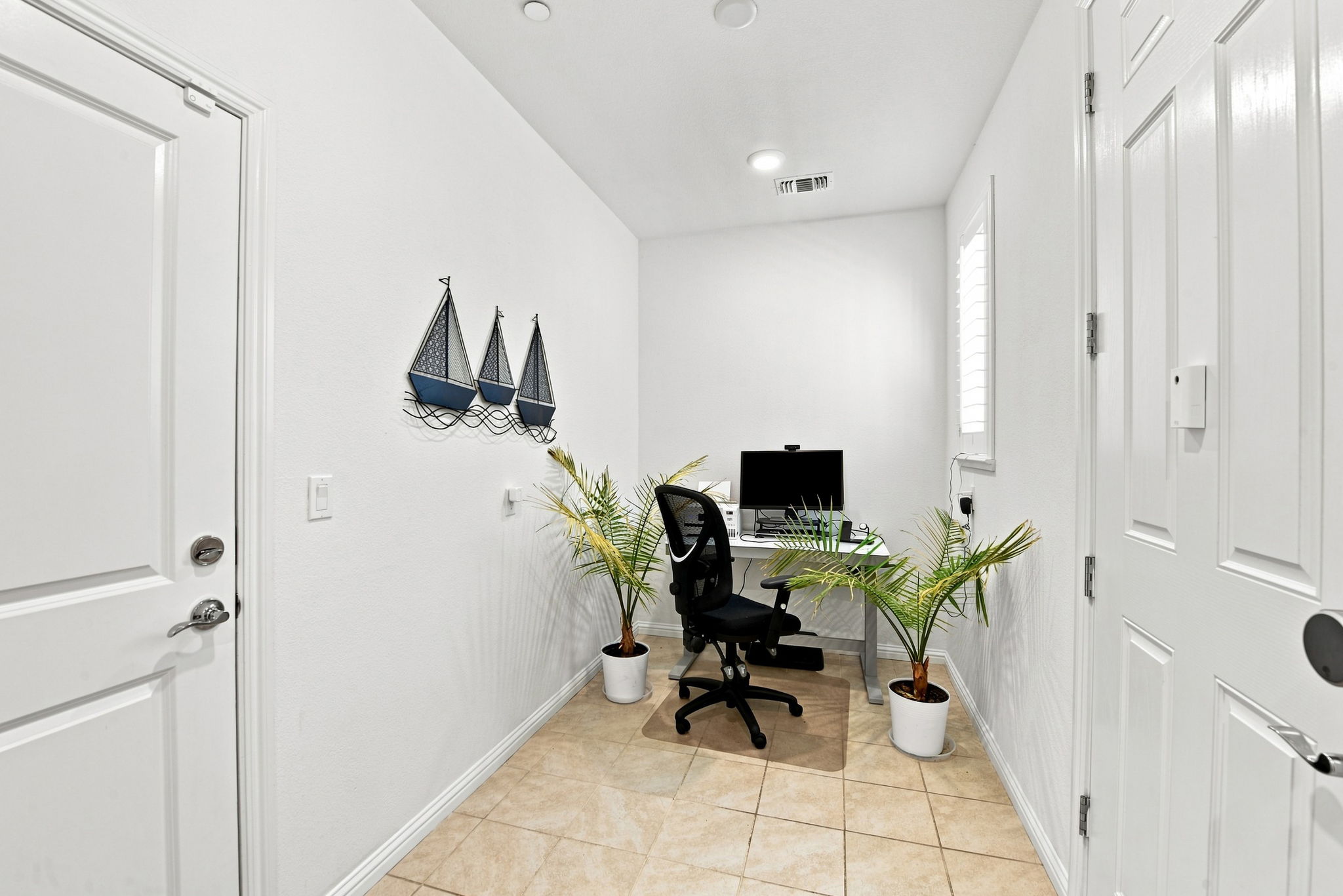 014_F8_3146 Blanco Terrace