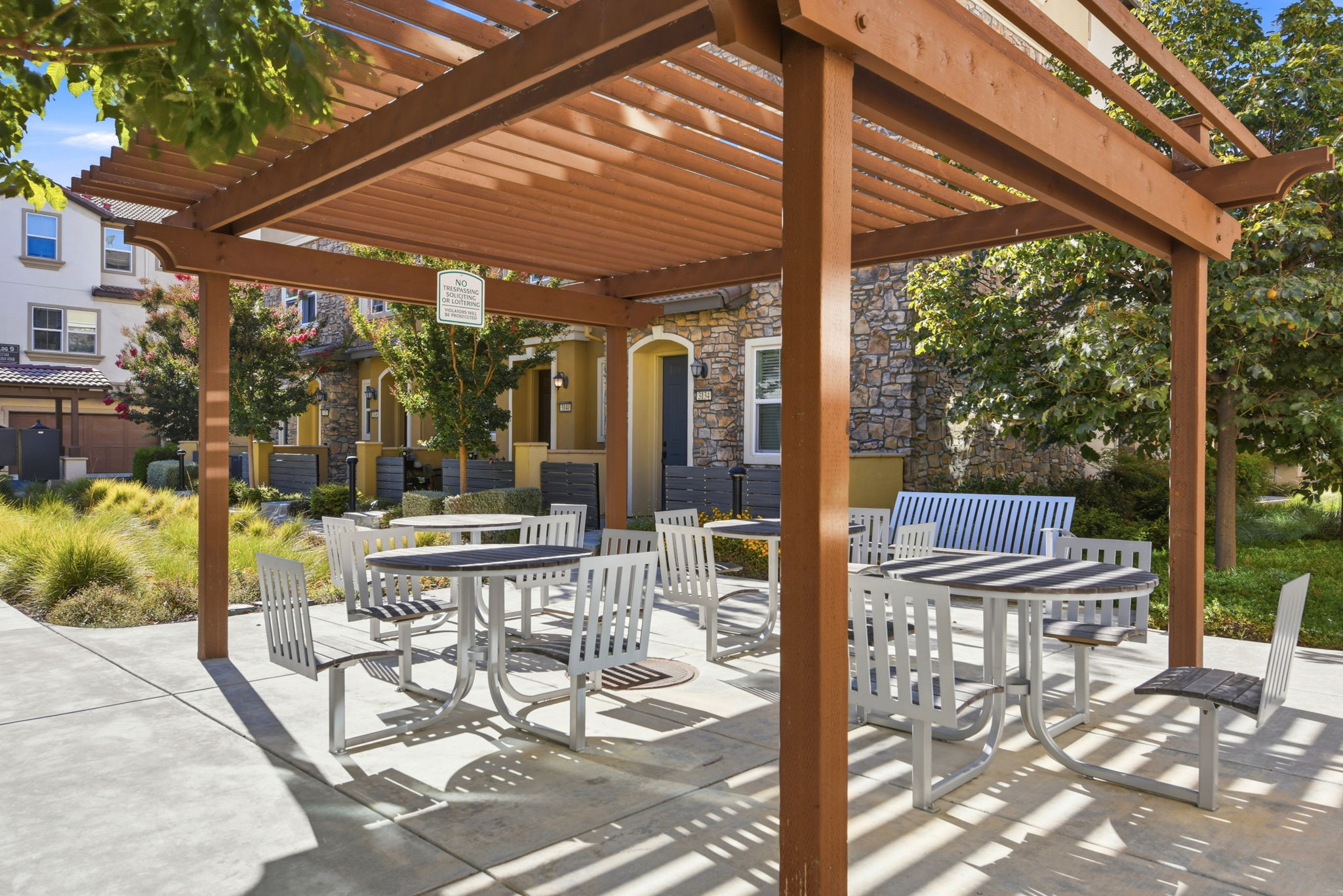 028_F8_3146 Blanco Terrace