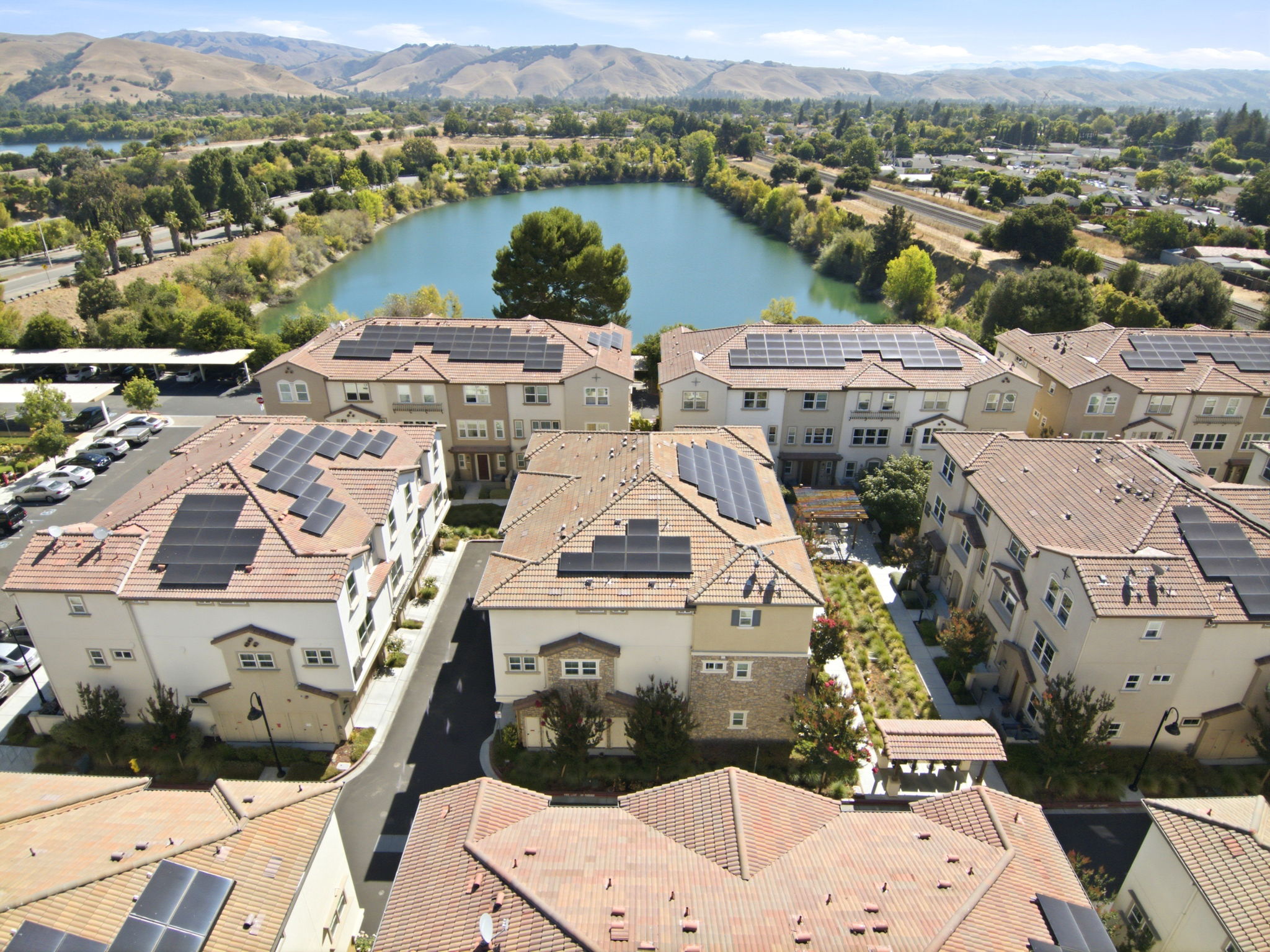 015_F8_AERIAL_3146 Blanco Terrace