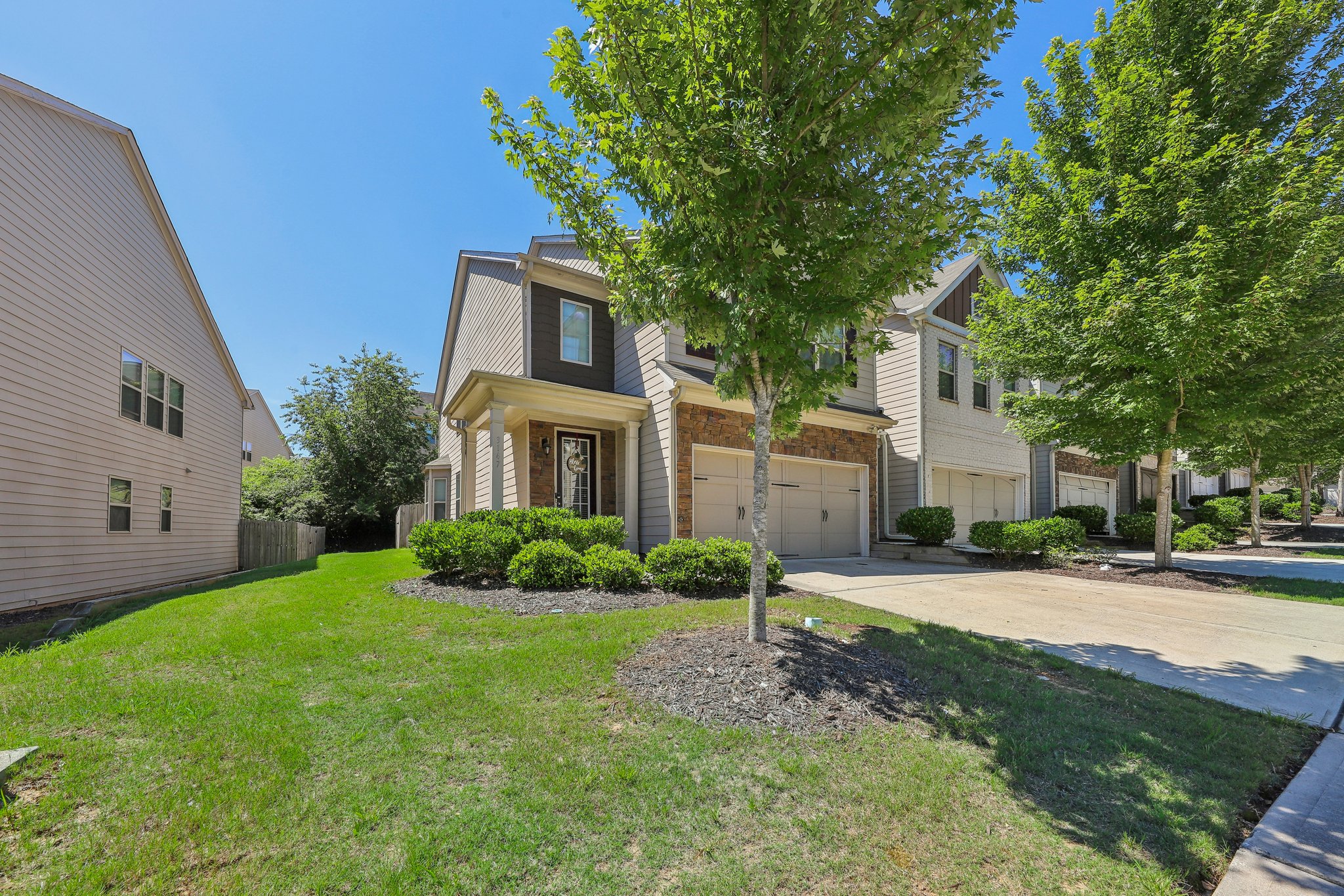 Spicy Cedar Ln-002.jpg