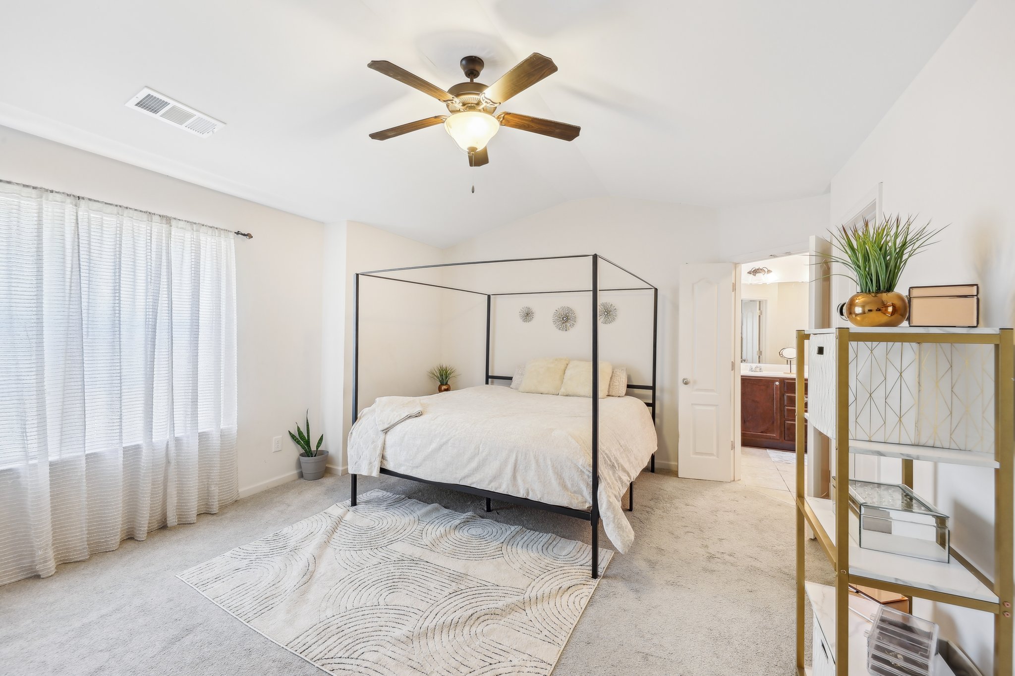 Spicy Cedar Ln-027.jpg
