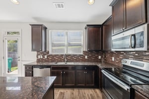 Spicy Cedar Ln-014.jpg