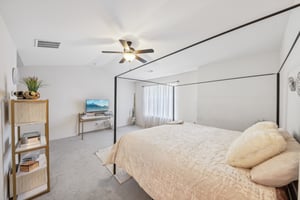 Spicy Cedar Ln-029.jpg