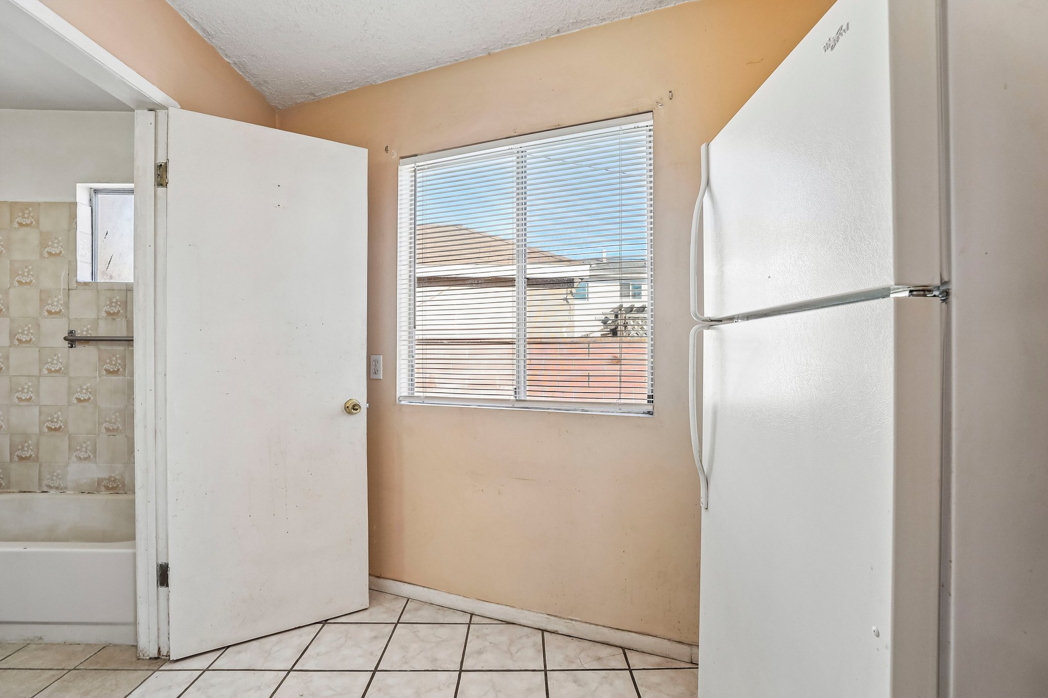 Marine Ave-S2909-015.jpg