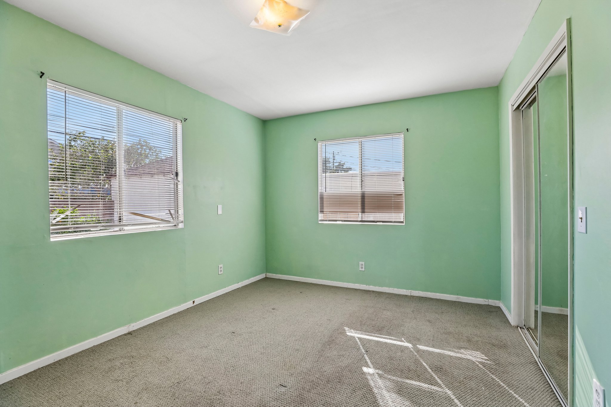 Marine Ave-S2909-023.jpg
