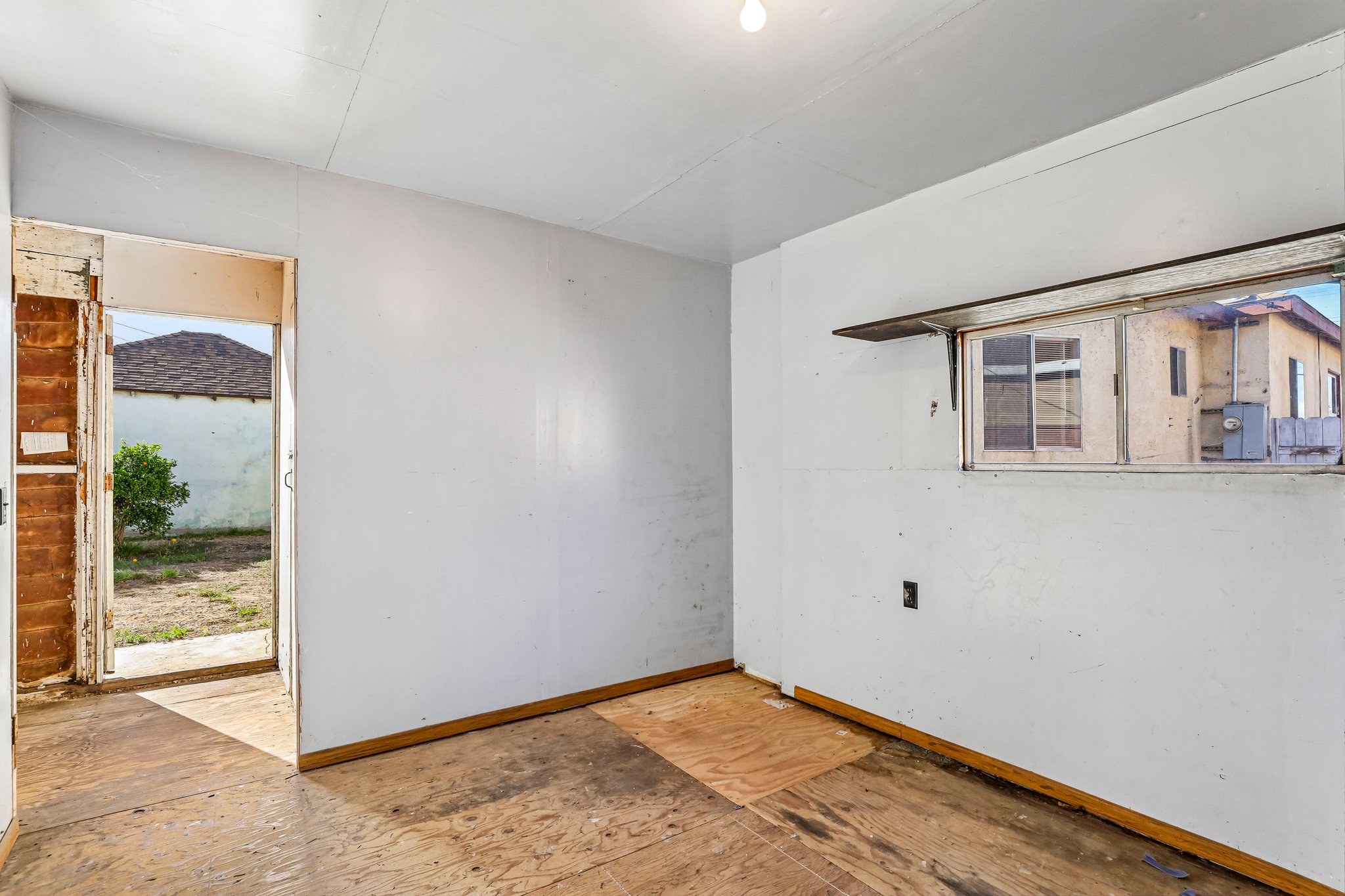Marine Ave-S2909-032.jpg