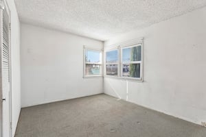 Marine Ave-S2909-016.jpg