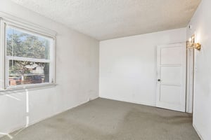 Marine Ave-S2909-018.jpg