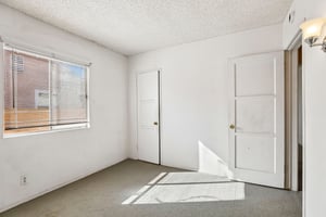 Marine Ave-S2909-021.jpg