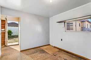 Marine Ave-S2909-032.jpg