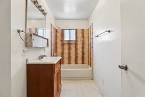 Marine Ave-S3009-002.jpg