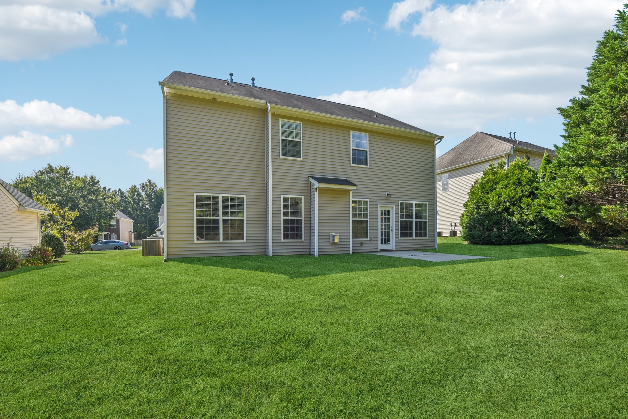 Pine Bluff Way-L1909-040.jpg