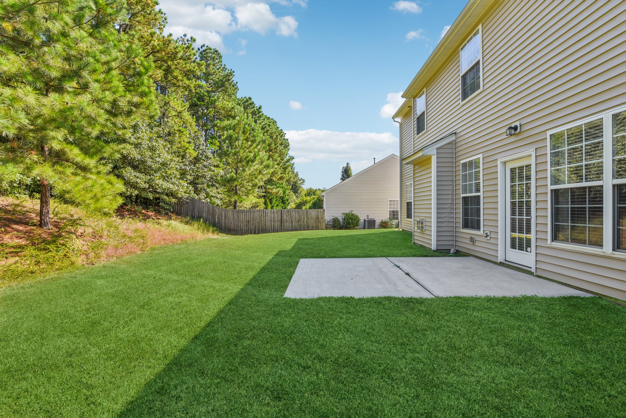 Pine Bluff Way-L1909-042.jpg