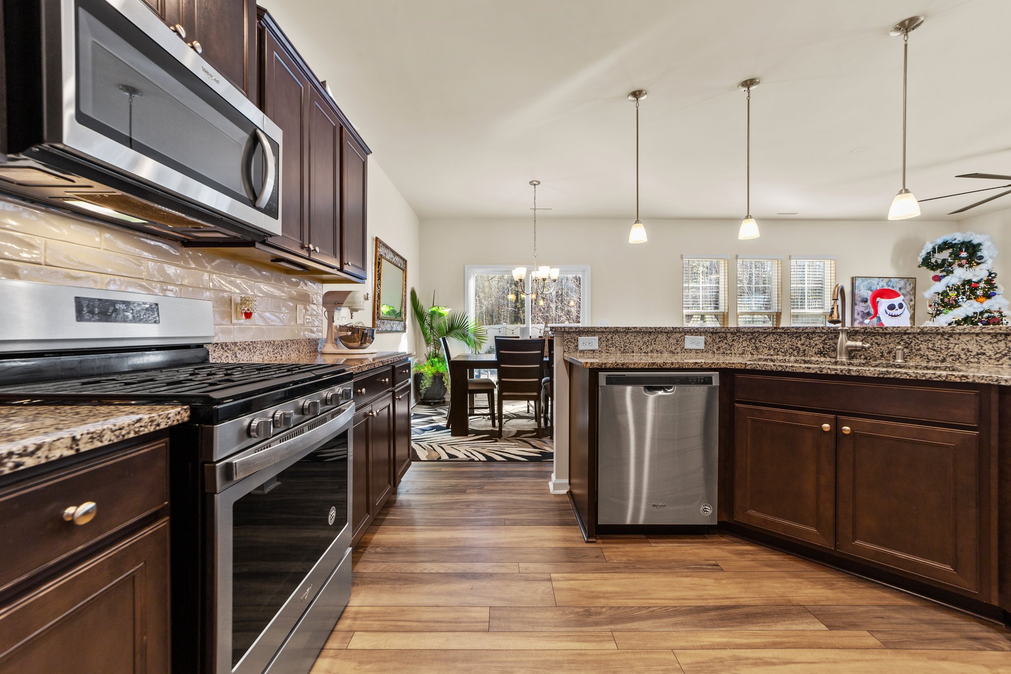  Photo 39