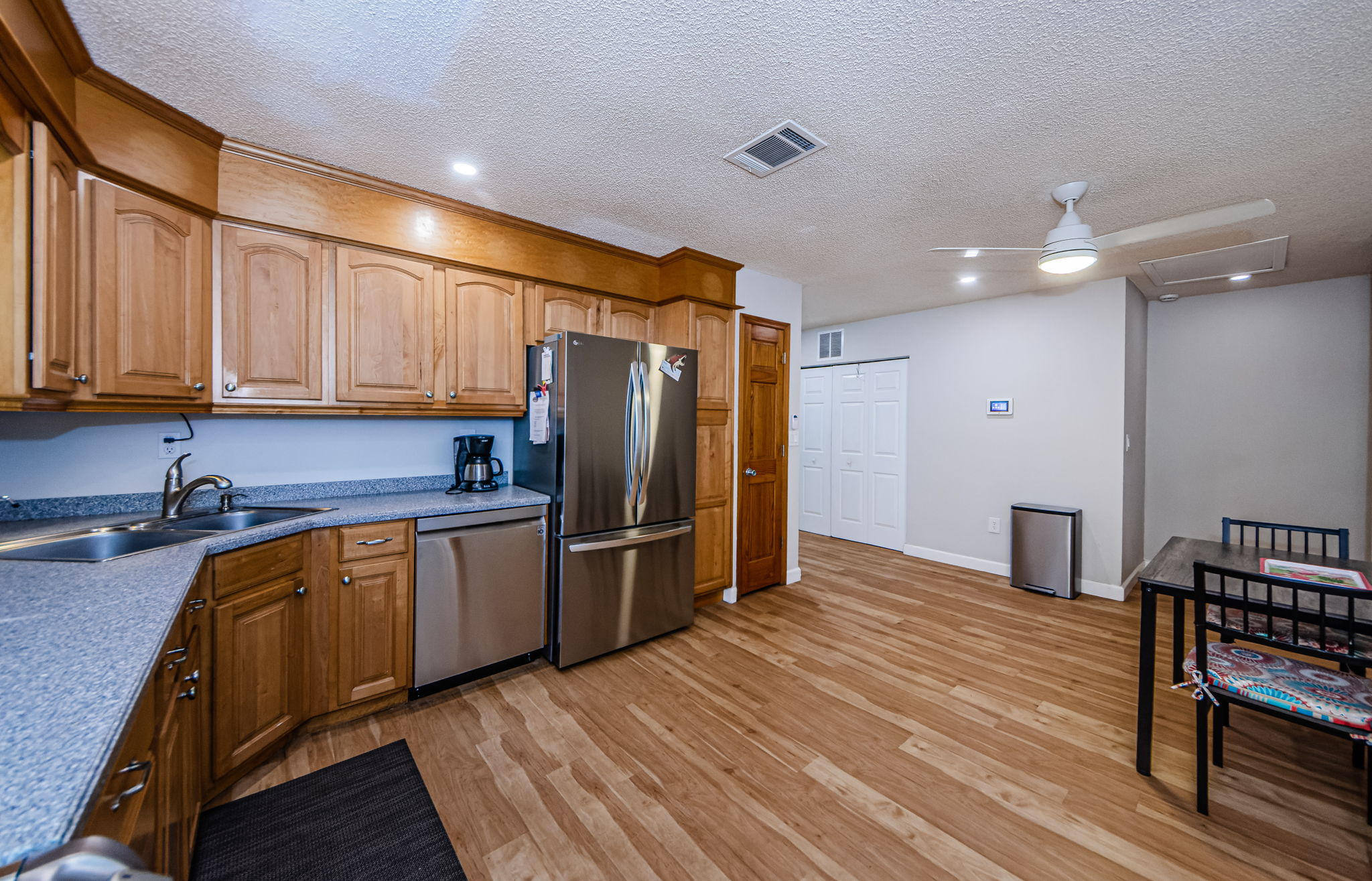 Kitchen 4-2