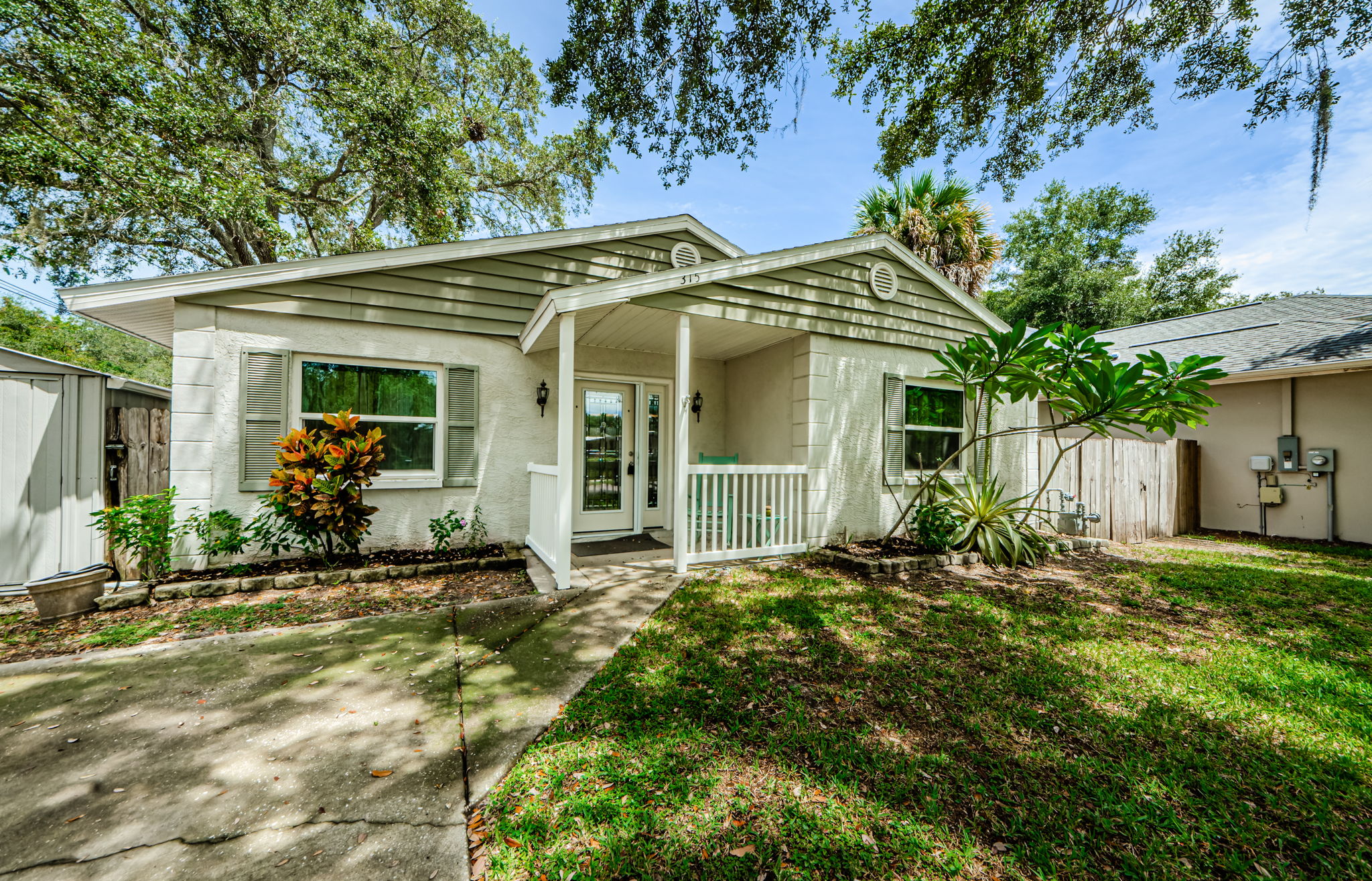 Front Exterior 3