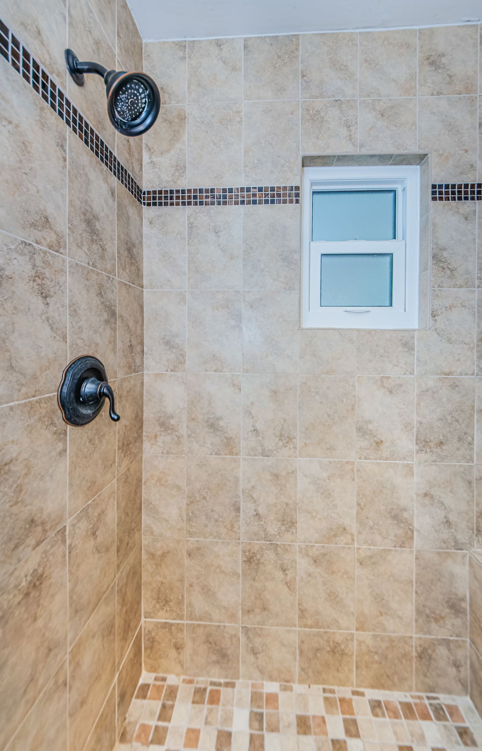 Bathroom 2b-2