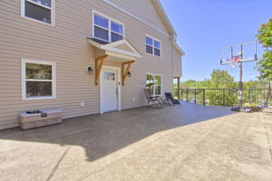  Photo 47