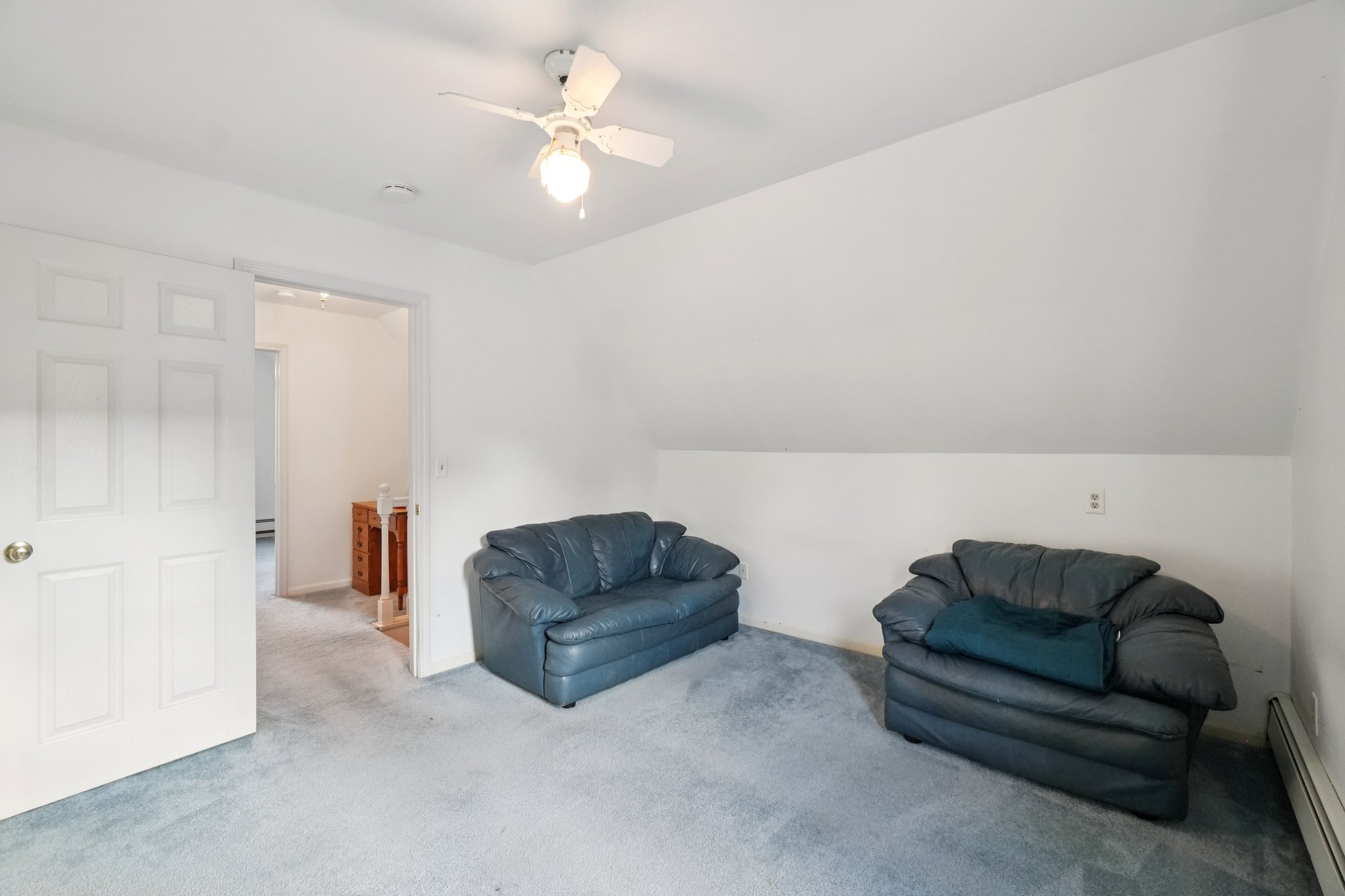 E St Clair St-S2509-031.jpg