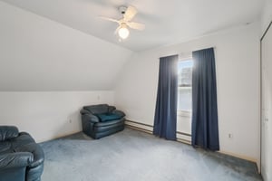 E St Clair St-S2509-030.jpg