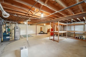 E St Clair St-S2509-041.jpg