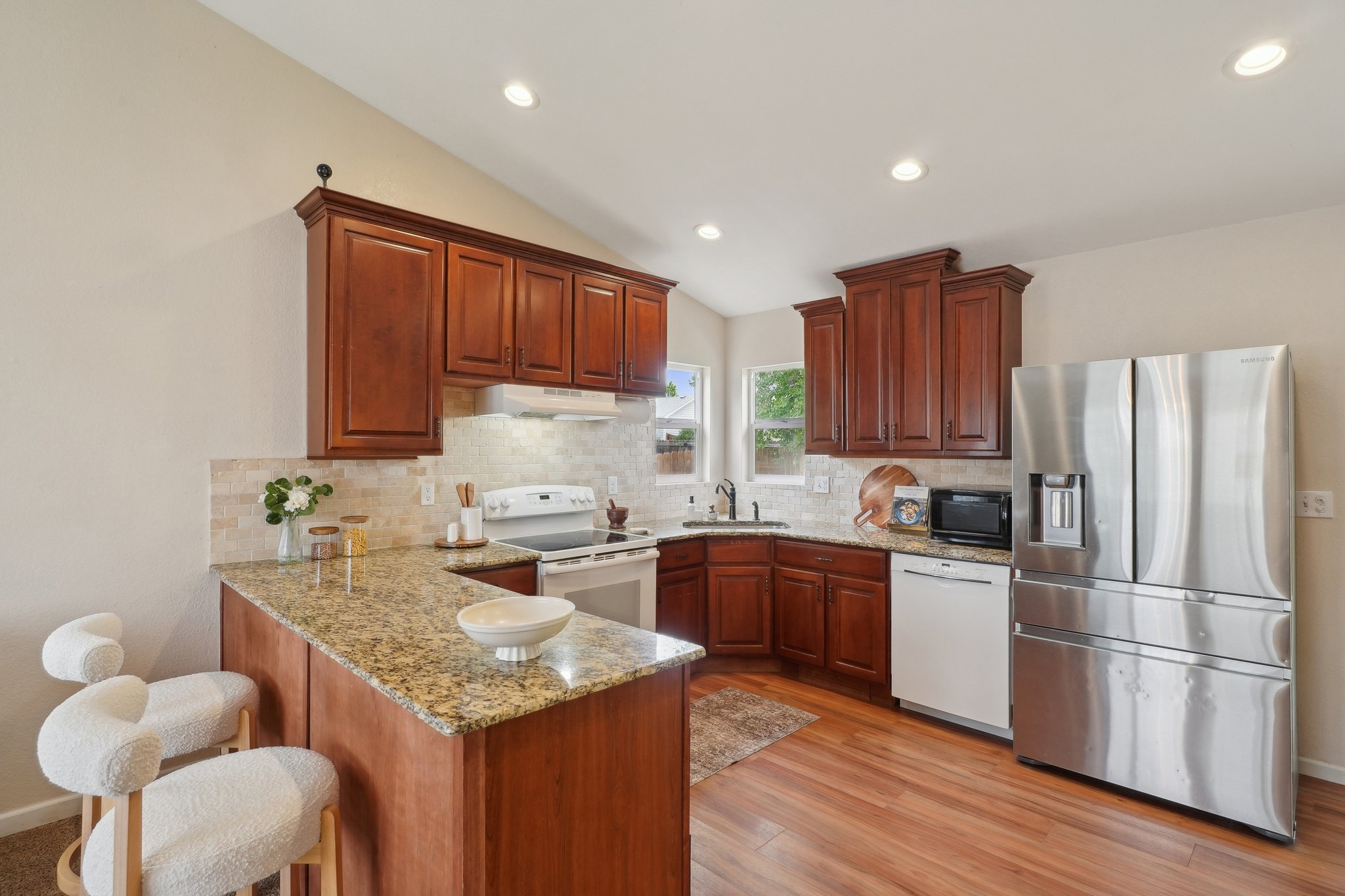 Laurel Ave-0306-014.jpg
