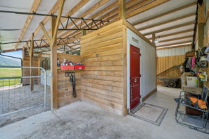  Photo 48