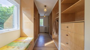 Photo 45