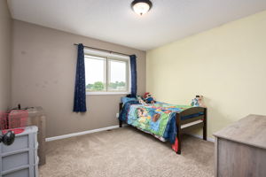  Photo 33