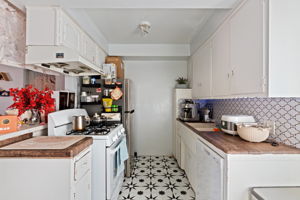  Photo 49