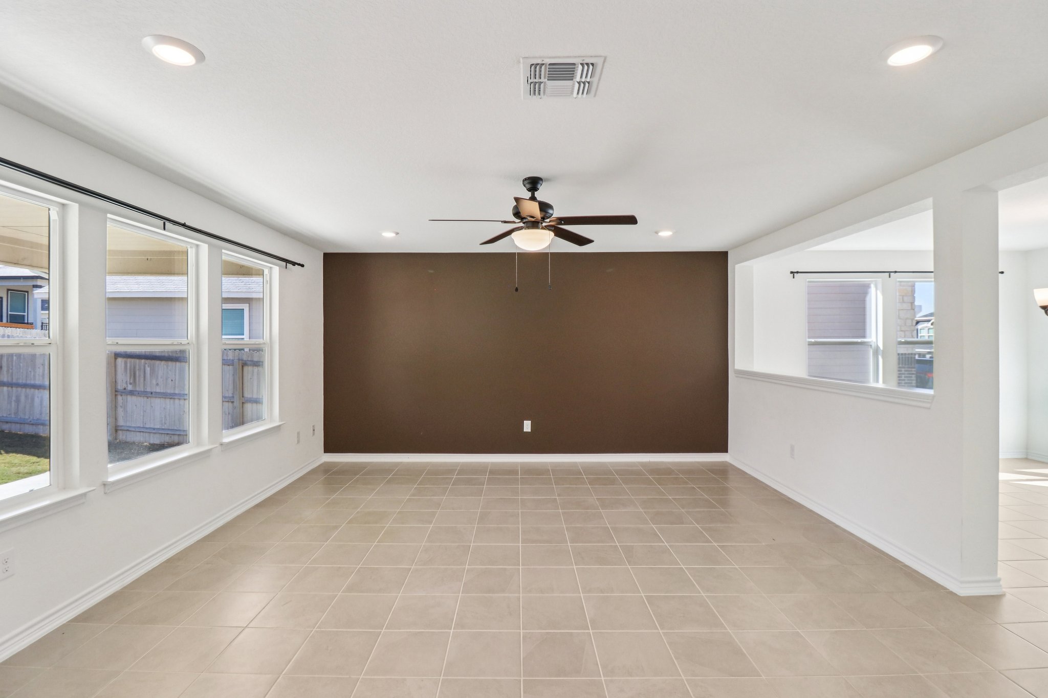 Saddle Leaf-S1701-012.jpg