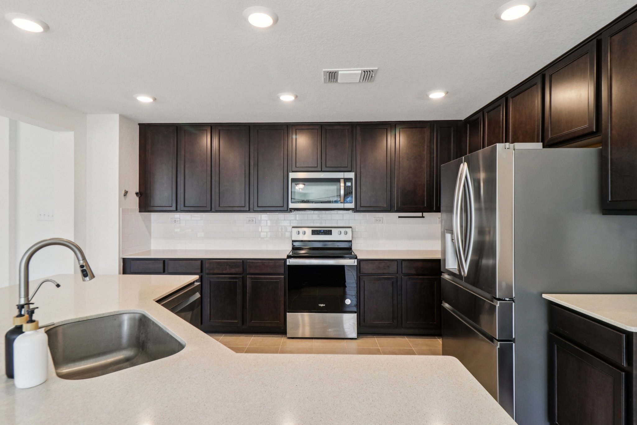 Saddle Leaf-S1701-022.jpg