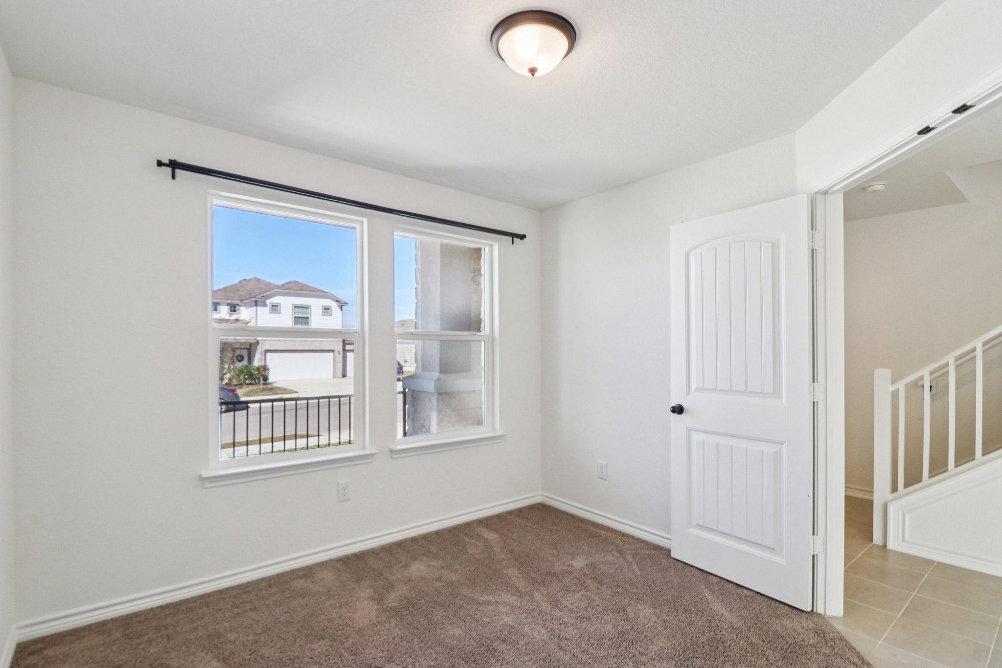 Saddle Leaf-S1701-027.jpg