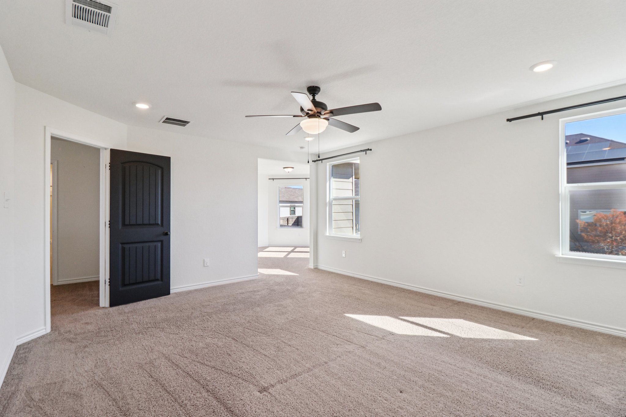 Saddle Leaf-S1701-035.jpg