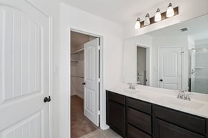 Saddle Leaf-S1701-040.jpg