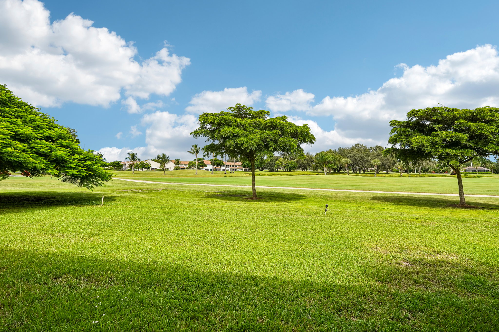Saint Andrews Blvd D5-S3009-027.jpg