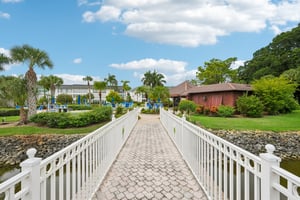 Saint Andrews Blvd D5-3009-903.jpg